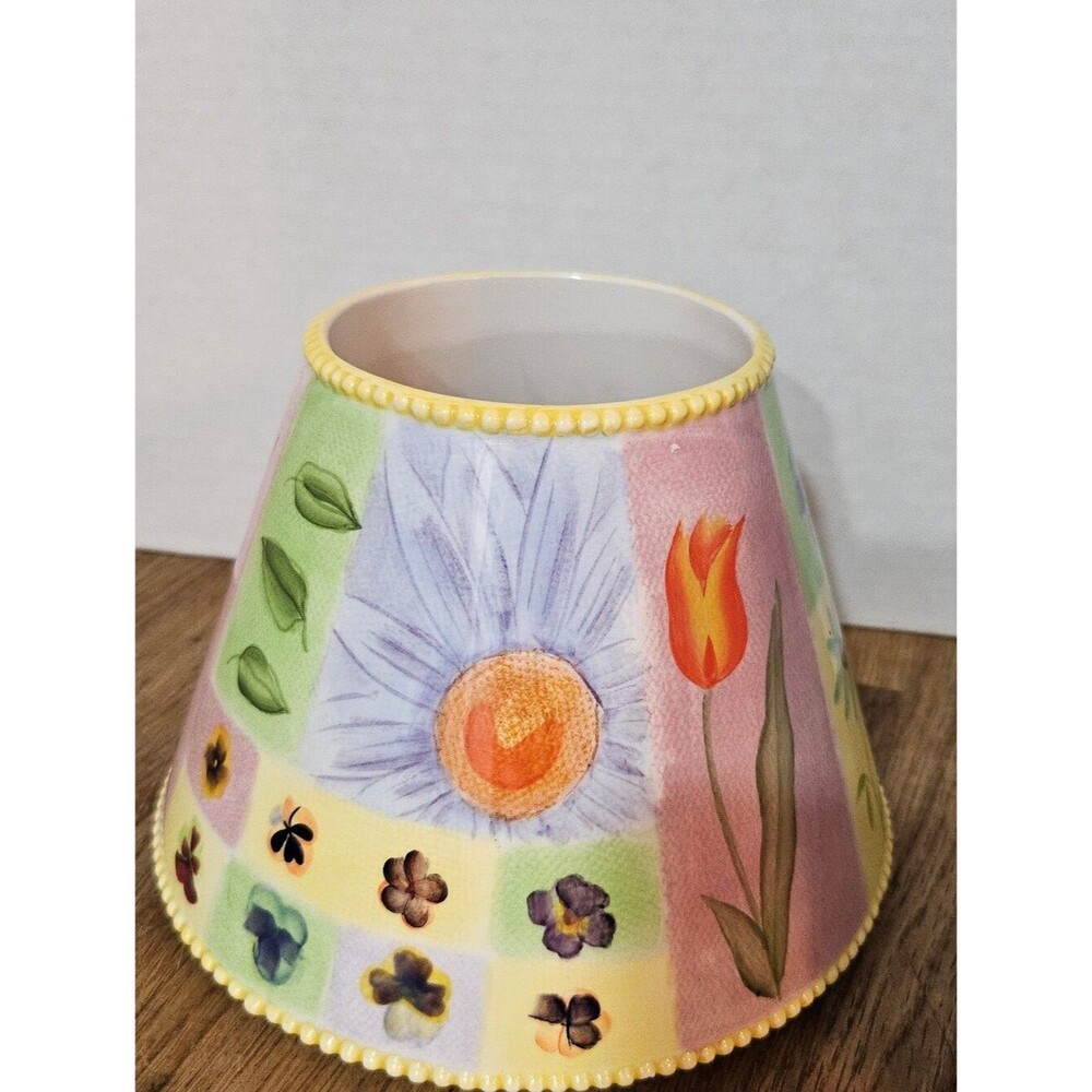 Yankee Candle Floral Ceramic candle topper with Yellow Trim. Vintage Retired